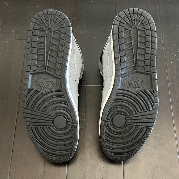 Nike Jordan 1 Flight Men's Gray and Black High-Top Sneakers - Picture 8 of 10